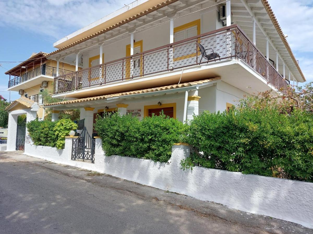 Harry'S Studios Agios Georgios  Exterior foto